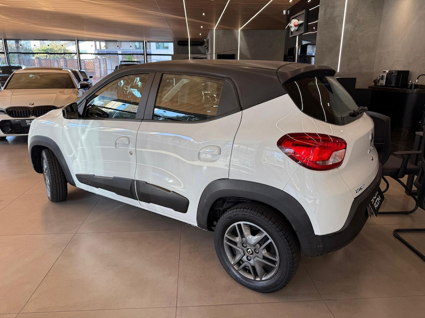 Foto do veículo RENAULT KWID  INTENS 10MT 2019 43.241 KM 45.000,00