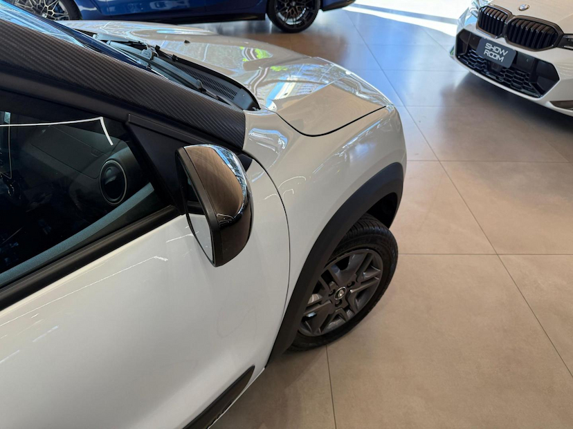 Foto do veículo RENAULT KWID  INTENS 10MT 2019 43.241 KM 45.000,00