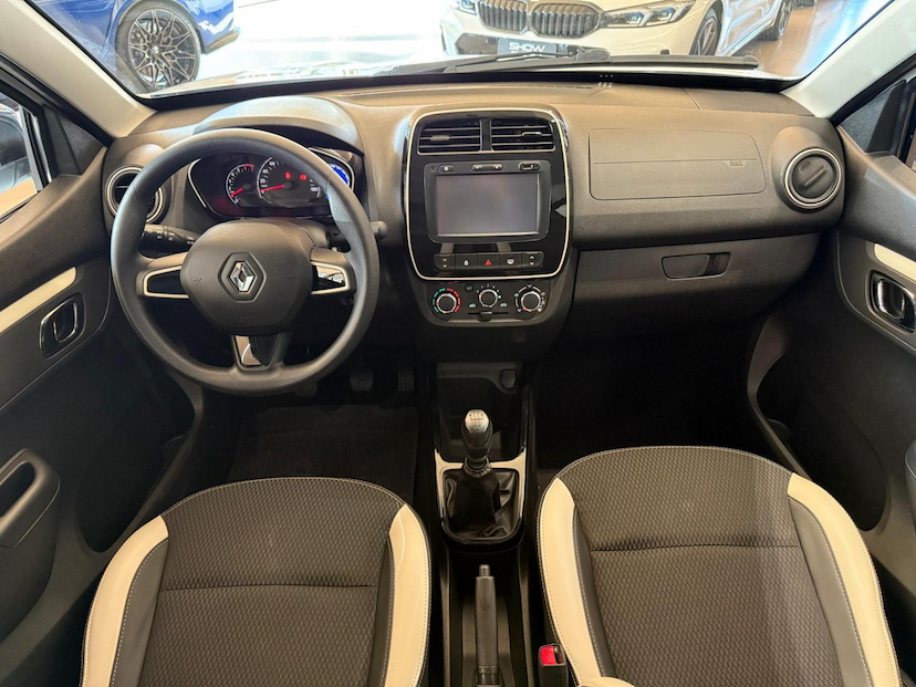Foto do veículo RENAULT KWID  INTENS 10MT 2019 43.241 KM 45.000,00