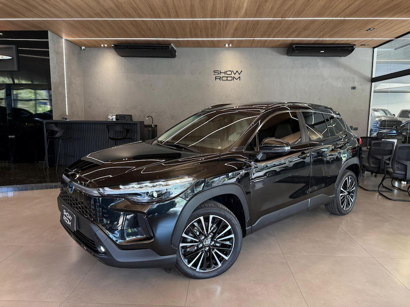 Foto do veículo TOYOTA COROLLA CROSS  XRX HYBRID 2025 7.480 KM 199.000,00