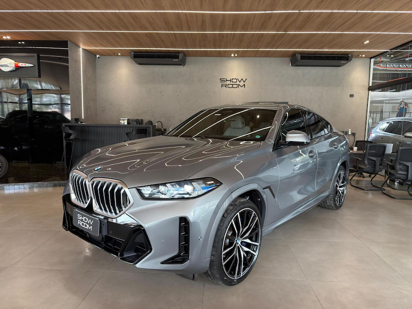 Foto do veículo BMW X6  XDRIVE40I MSP 2024 26.500 KM 540.000,00