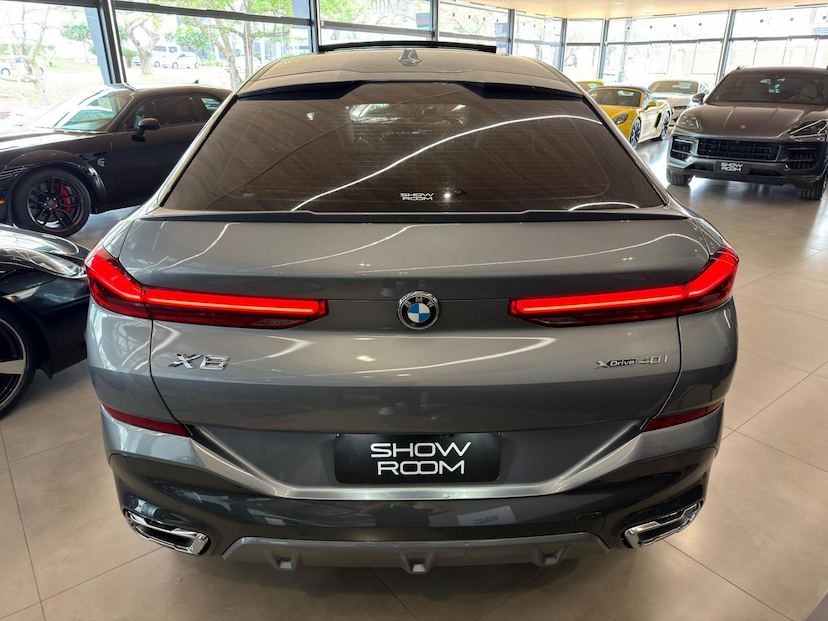 Foto do veículo BMW X6  XDRIVE40I MSP 2024 26.500 KM 540.000,00