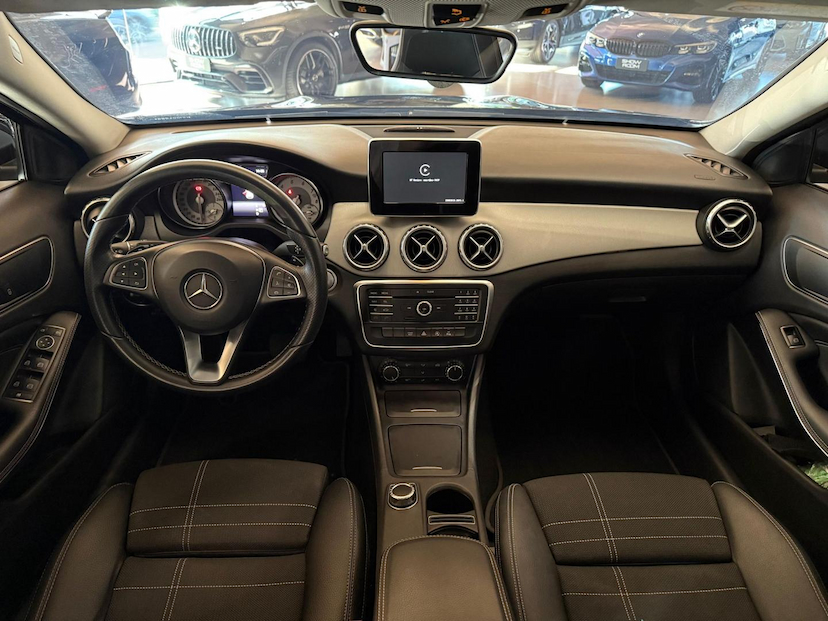 Foto do veículo MERCEDES-BENZ GLA 200 GLA200FF 2017 52.377 KM 110.000,00
