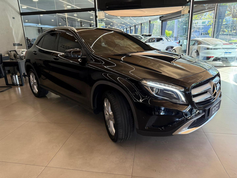 Foto do veículo MERCEDES-BENZ GLA 200 GLA200FF 2017 52.377 KM 110.000,00
