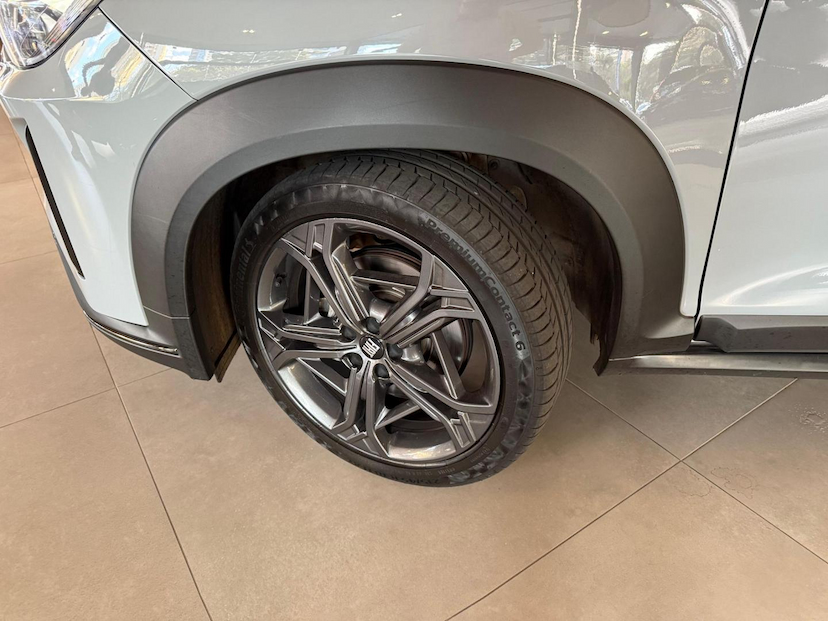 Foto do veículo FIAT FASTBACK  TURBO 270 2023 15.000 KM 122.000,00