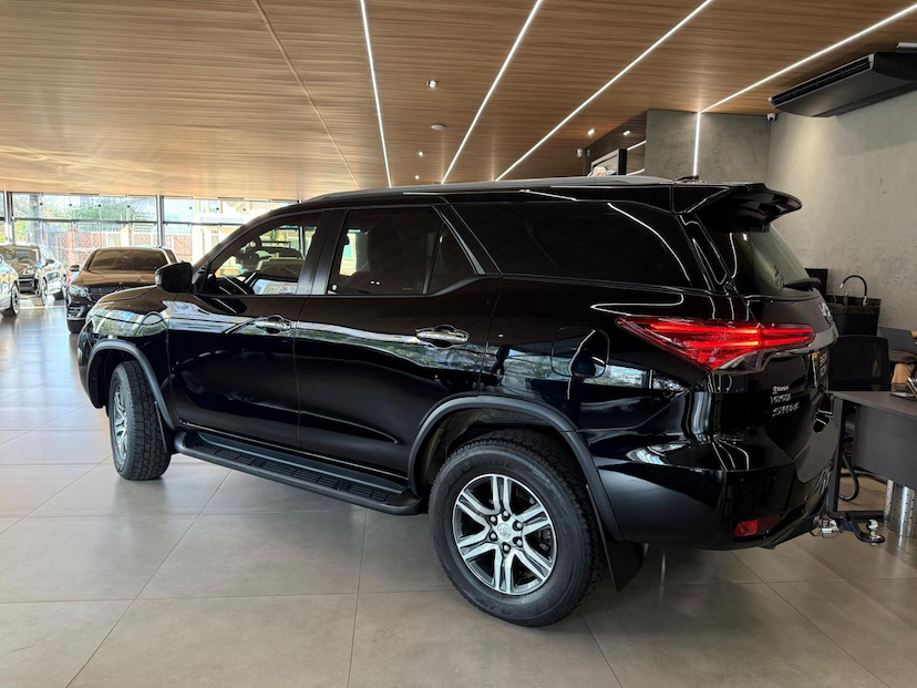 Foto do veículo TOYOTA HILUX  SWSRVA2HF 2019 46.000 KM 195.000,00