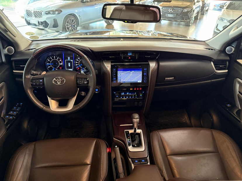 Foto do veículo TOYOTA HILUX  SWSRVA2HF 2019 46.000 KM 195.000,00