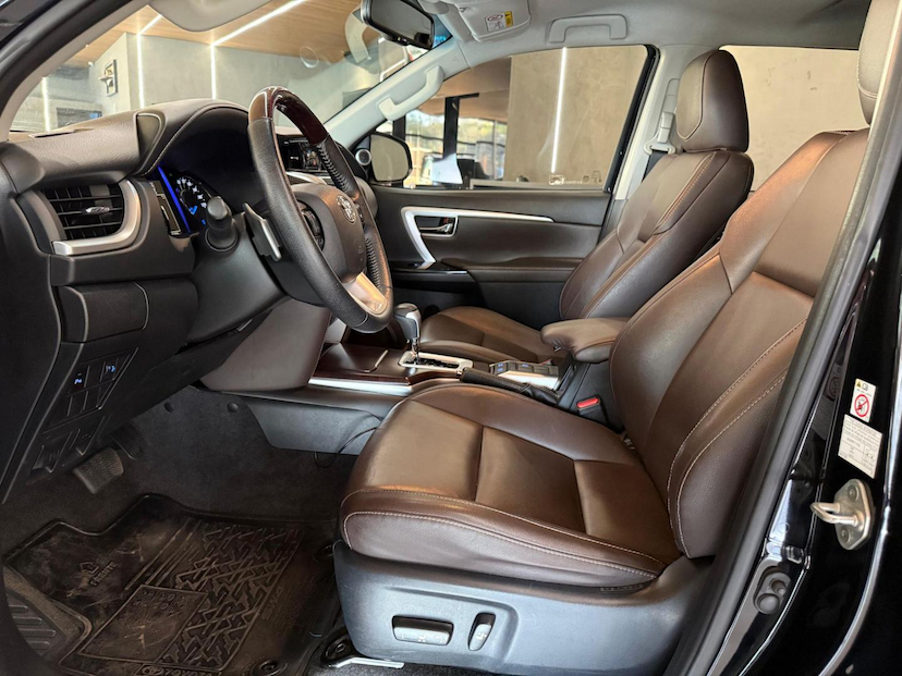 Foto do veículo TOYOTA HILUX  SWSRVA2HF 2019 46.000 KM 195.000,00