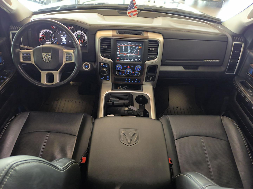 Foto do veículo RAM CLASSIC  LAIE 2022 33.000 KM 269.000,00