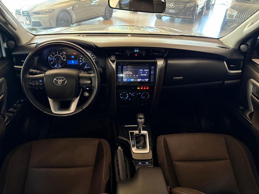 Foto do veículo TOYOTA HILUX  SWSR A2GF 2018 83.802 KM 173.000,00