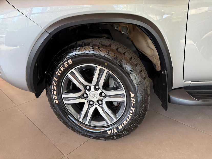 Foto do veículo TOYOTA HILUX  SWSR A2GF 2018 83.802 KM 173.000,00