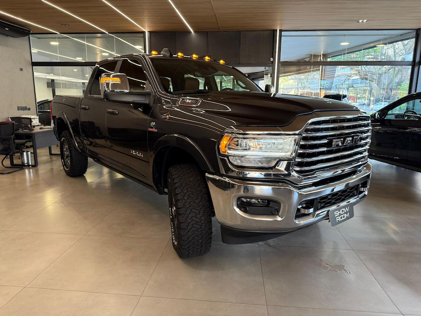Foto do veículo RAM 3500  LONGHORN 6.7D 2023 19.029 KM 430.000,00