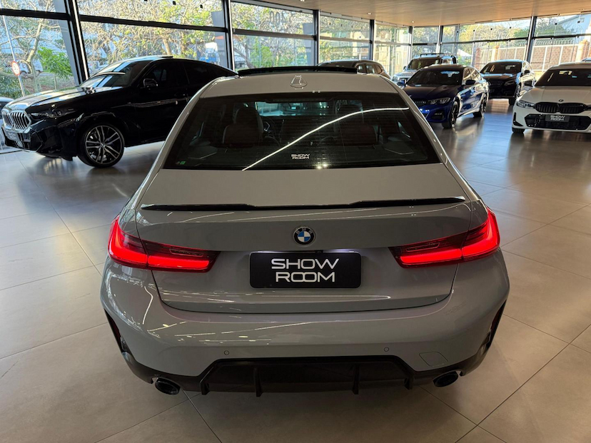 Foto do veículo BMW 320I  M SPORT FLEX 2023 26.500 KM 285.000,00