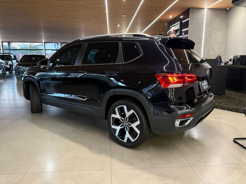 Foto do veículo VOLKSWAGEN TAOS  HL TSI 2023 29.000 KM 160.000,00