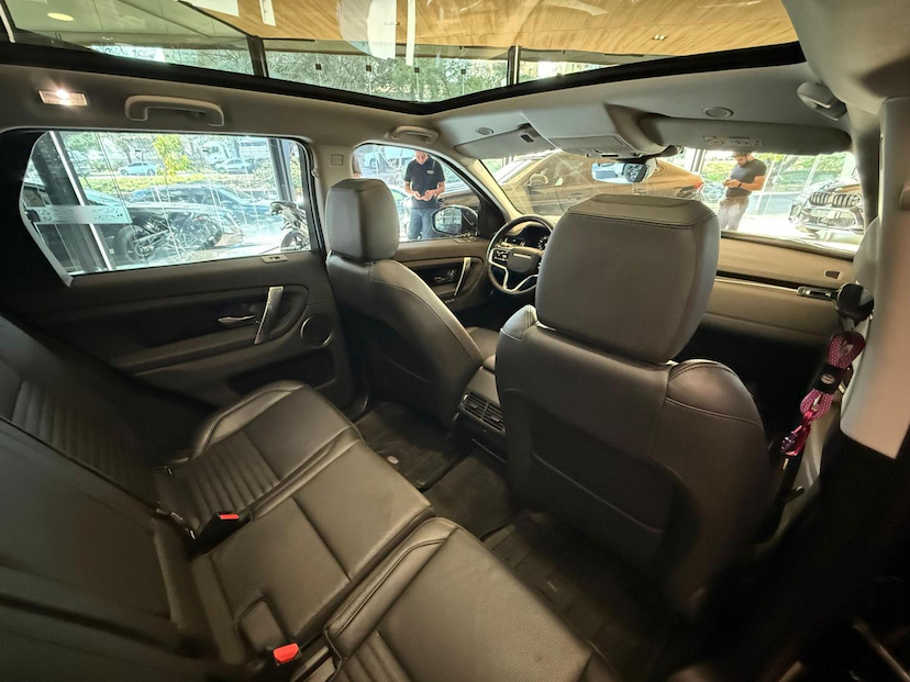 Foto do veículo LAND ROVER DISCOVERY DISC SPT D200 SE 2022 36.471 KM 249.000,00