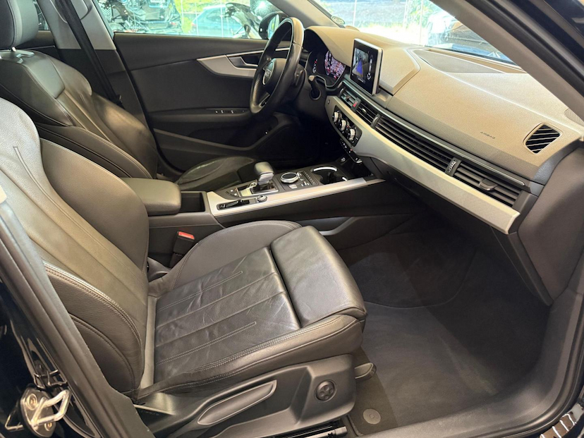Foto do veículo AUDI A4  2.0TFSI 2018 77.393 KM 129.000,00
