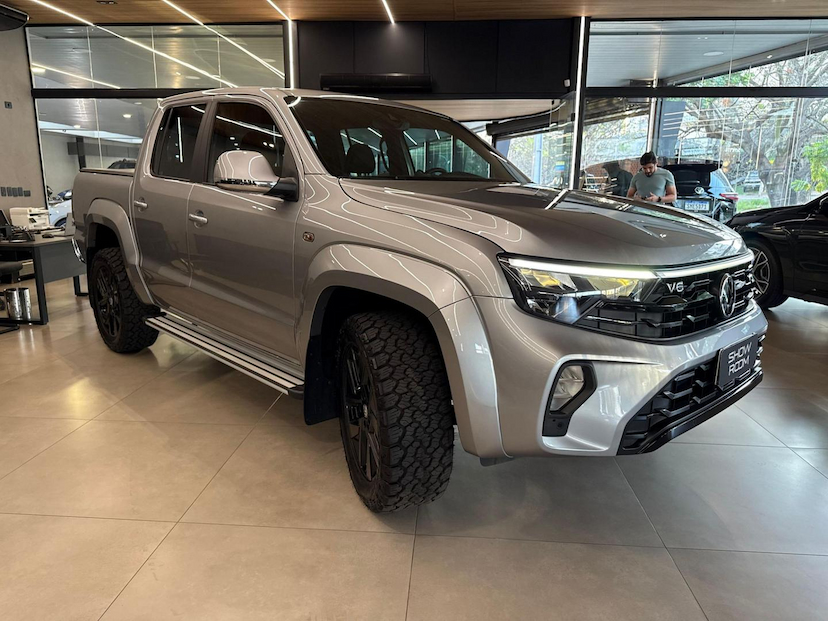Foto do veículo VOLKSWAGEN AMAROK  V6 HIGH 2025 17.000 KM 305.000,00