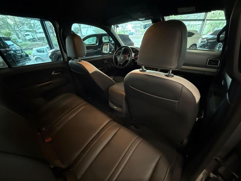 Foto do veículo VOLKSWAGEN AMAROK  V6 HIGH 2025 17.000 KM 305.000,00