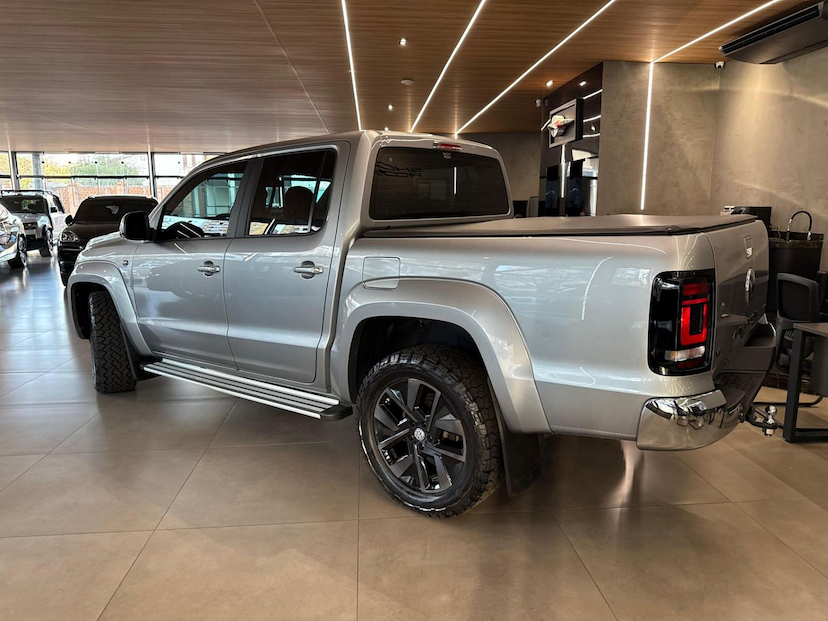 Foto do veículo VOLKSWAGEN AMAROK  V6 HIGH 2025 17.000 KM 305.000,00