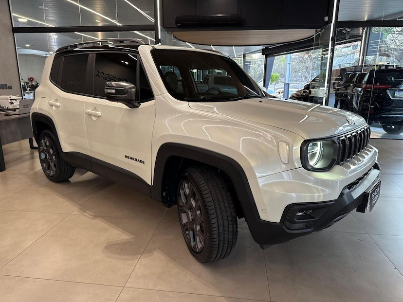 Foto do veículo JEEP RENEGADE  S T2704X4 2022 10.000 KM 115.000,00