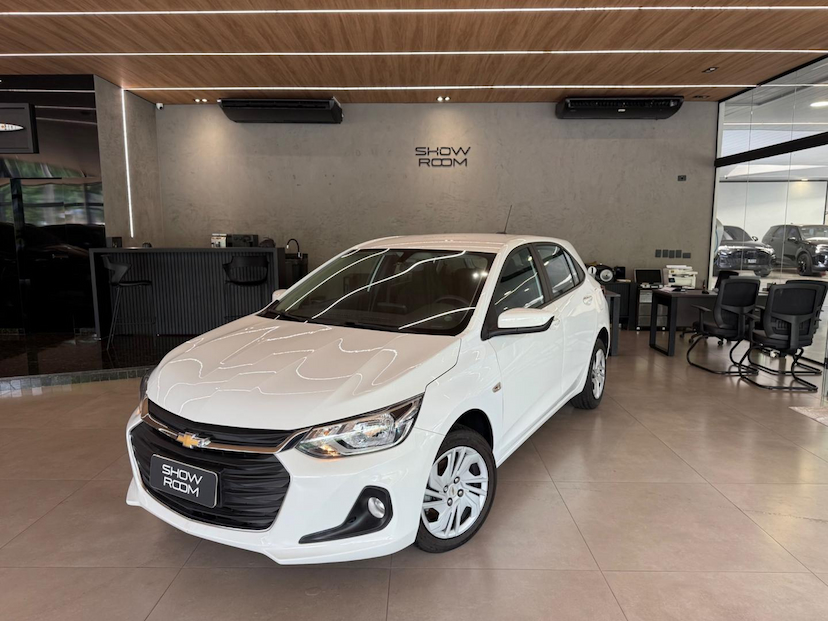 Foto do veículo CHEVROLET ONIX  10MT LT2 2024 50.000 KM 68.000,00