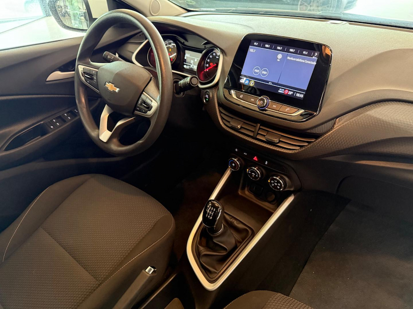 Foto do veículo CHEVROLET ONIX  10MT LT2 2024 50.000 KM 68.000,00