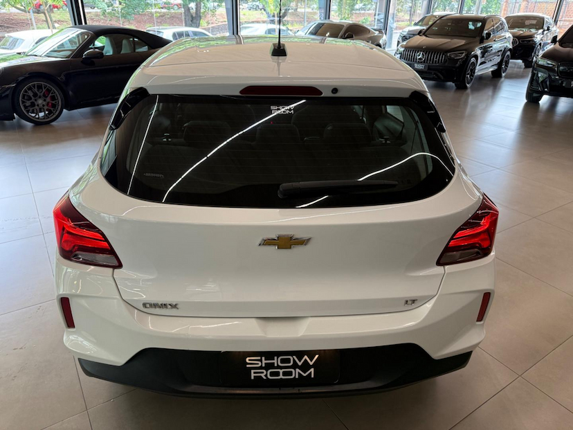 Foto do veículo CHEVROLET ONIX  10MT LT2 2024 50.000 KM 68.000,00