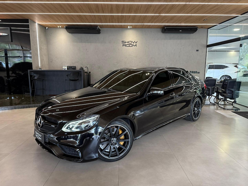 Foto do veículo MERCEDES-BENZ E 63 AMG  2014 56.428 KM 260.000,00
