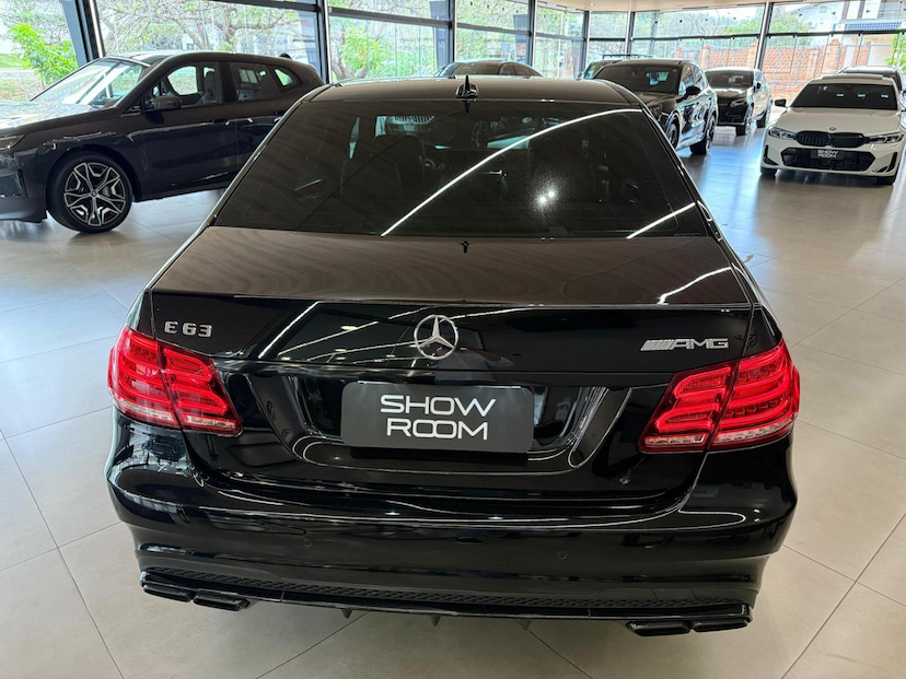 Foto do veículo MERCEDES-BENZ E 63 AMG  2014 56.428 KM 260.000,00