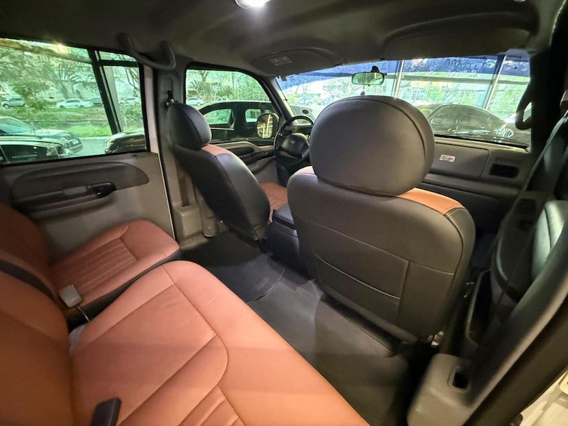 Foto do veículo FORD F-250  XLT W21 2011 238.720 KM 0,00
