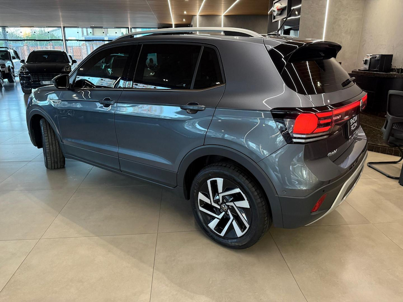 Foto do veículo VOLKSWAGEN T-CROSS T CROSS HL TSI 2025 9.697 KM 160.000,00