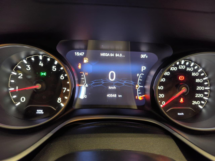Foto do veículo JEEP COMPASS  LONGITUDE F 2019 40.548 KM 99.000,00