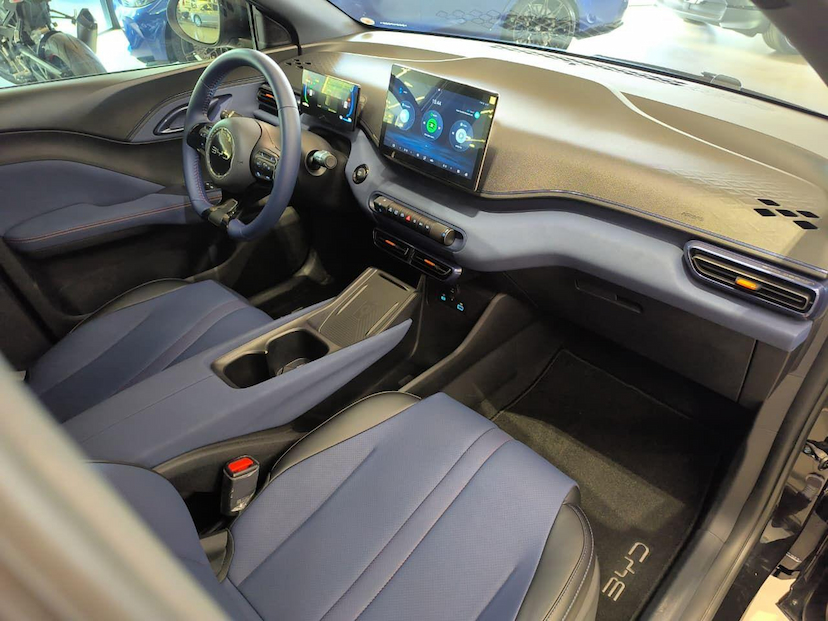 Foto do veículo BYD DOLPHIN  MINI GS5EV 2025 2.700 KM 110.000,00