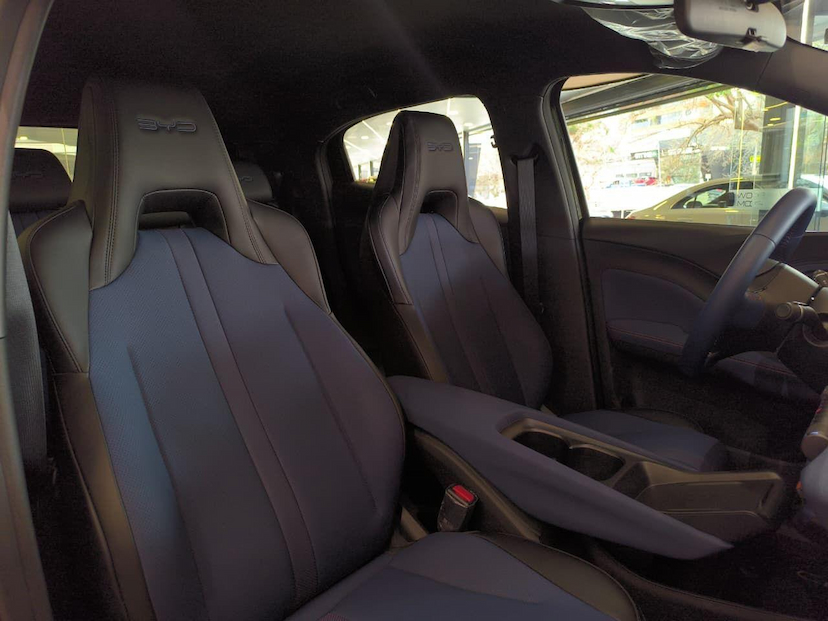 Foto do veículo BYD DOLPHIN  MINI GS5EV 2025 2.700 KM 110.000,00