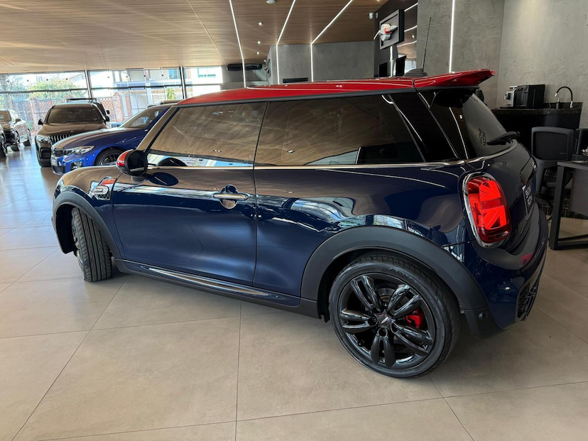 Foto do veículo MINI JOHN COOPER WORKS HATCH JCW 3P 2019 12.684 KM 169.000,00