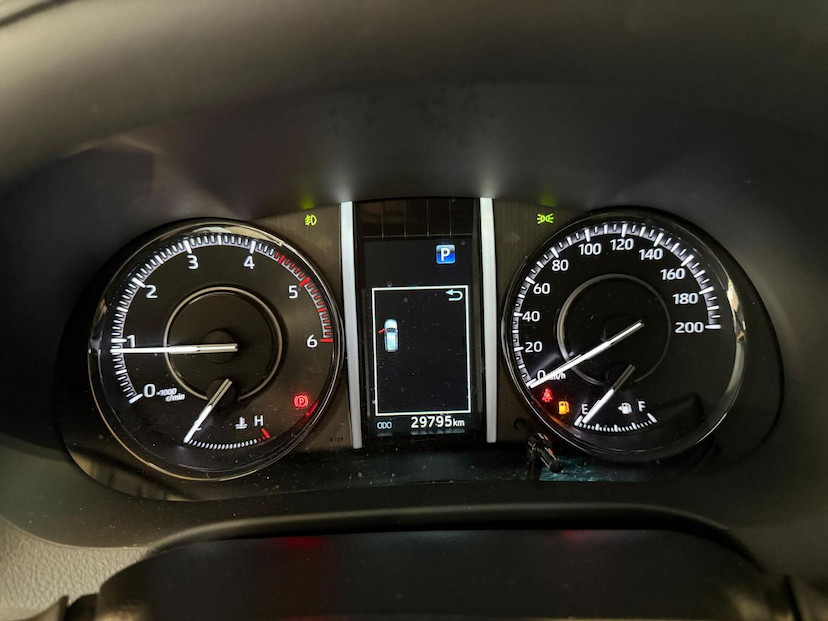 Foto do veículo TOYOTA HILUX  SWDMDA4MD 2024 29.795 KM 390.000,00