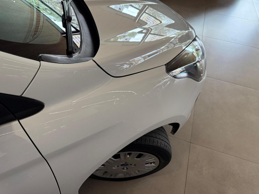 Foto do veículo FORD KA  SE PLUS 1.0 HA C 2021 27.433 KM 53.000,00