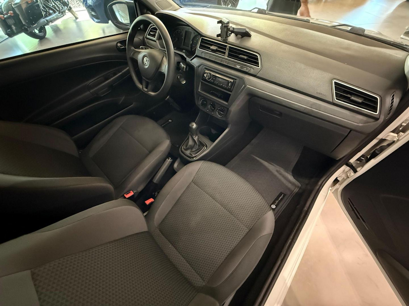 Foto do veículo VOLKSWAGEN SAVEIRO NOVA  RB MBVS 2020 33.000 KM 59.000,00