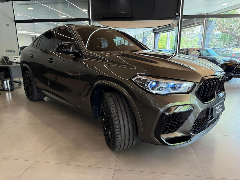 Foto do veículo BMW X6  M COMPETITION 2023 10.700 KM 820.000,00