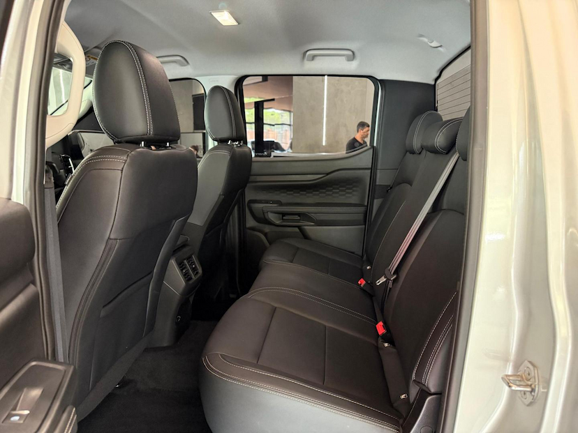 Foto do veículo FORD RANGER  XLT CABINE DUPLA DIESEL 2025 11.000 KM 280.000,00
