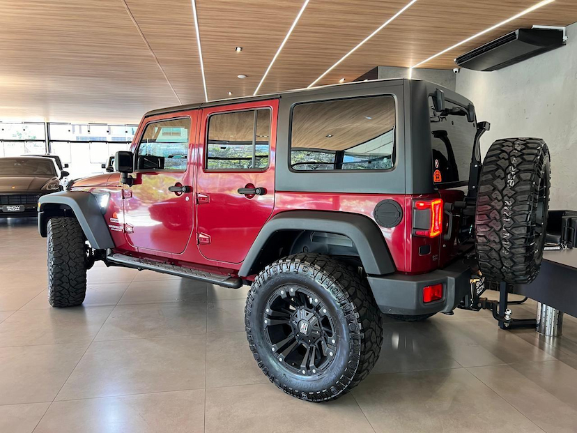 Foto do veículo JEEP WRANGLER  ULT 3.6L 2012 50.396 KM 240.000,00