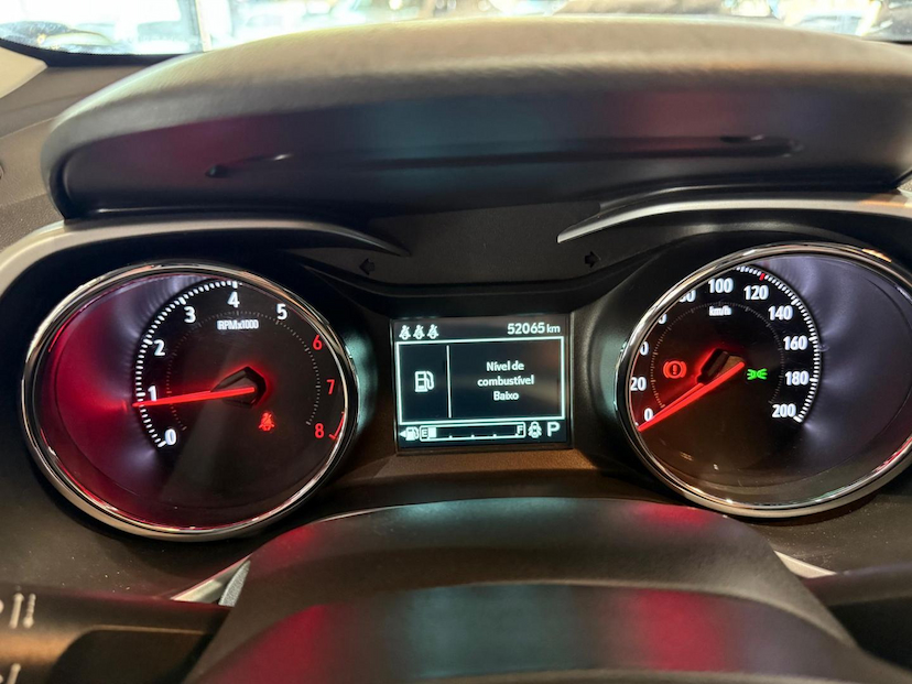 Foto do veículo CHEVROLET TRACKER  T A LT 2024 52.065 KM 100.000,00