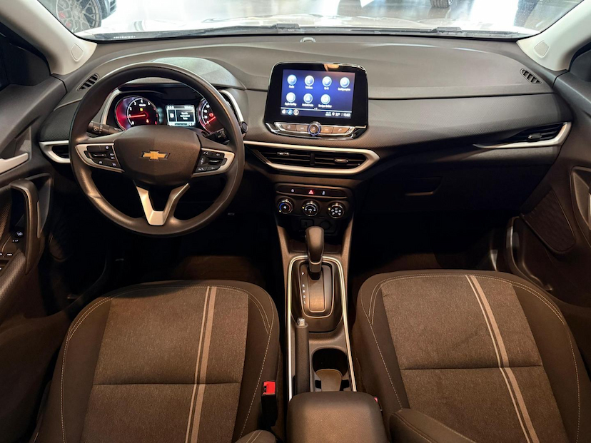 Foto do veículo CHEVROLET TRACKER  T A LT 2024 52.065 KM 100.000,00