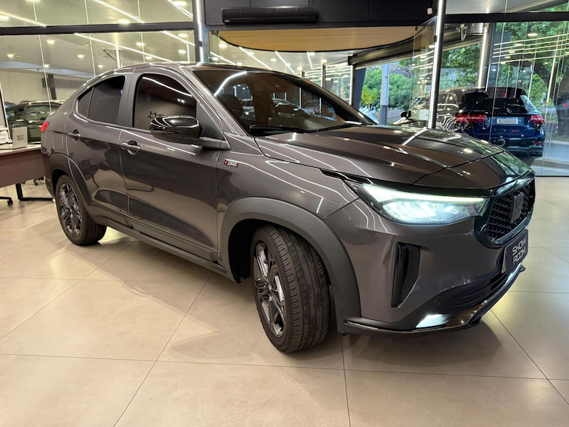 Foto do veículo FIAT FASTBACK  TURBO 270 2023 87.815 KM 109.000,00