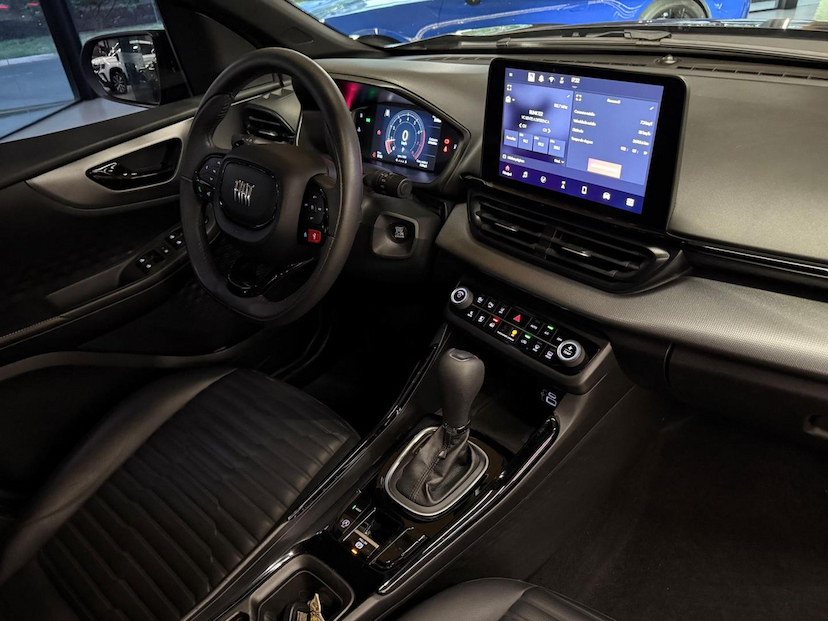 Foto do veículo FIAT FASTBACK  TURBO 270 2023 87.815 KM 109.000,00