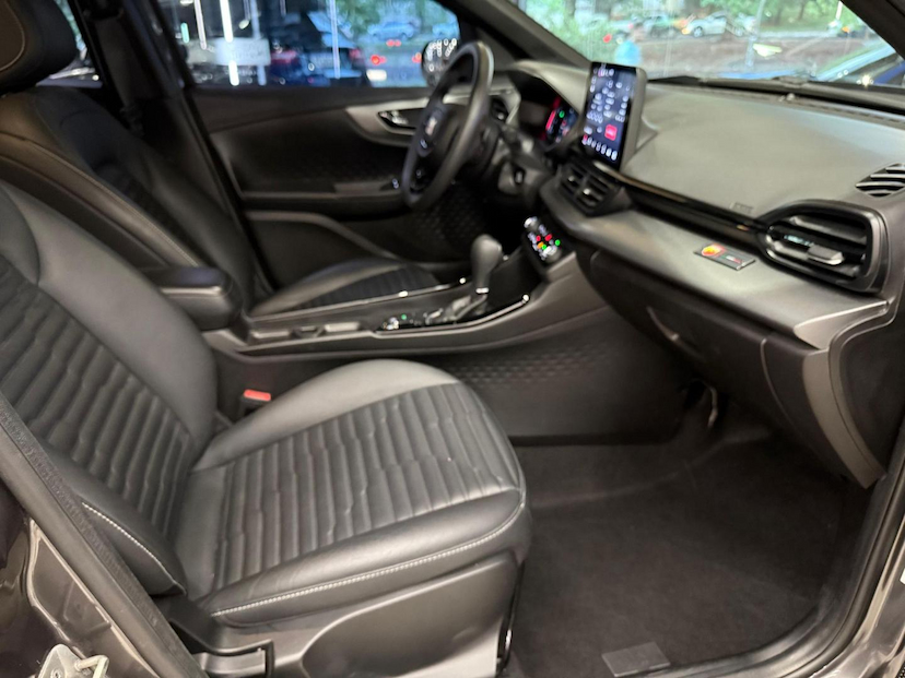 Foto do veículo FIAT FASTBACK  TURBO 270 2023 87.815 KM 109.000,00