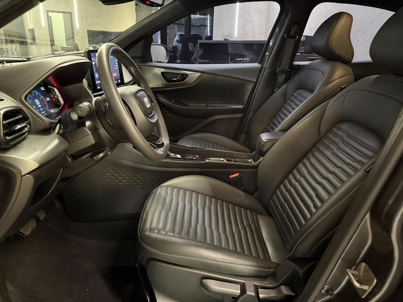 Foto do veículo FIAT FASTBACK  TURBO 270 2023 87.815 KM 109.000,00