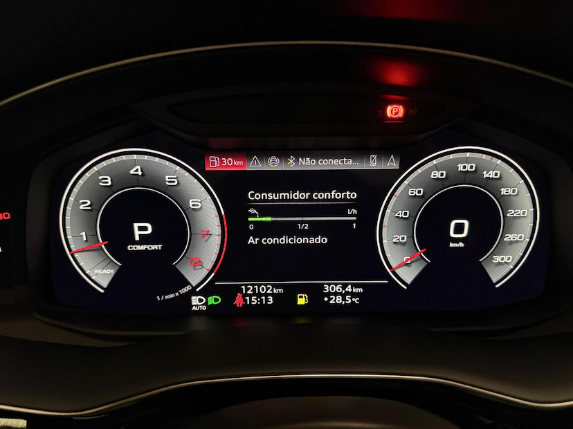 Foto do veículo AUDI Q8  SB HIBRIDO 2025 12.087 KM 630.000,00