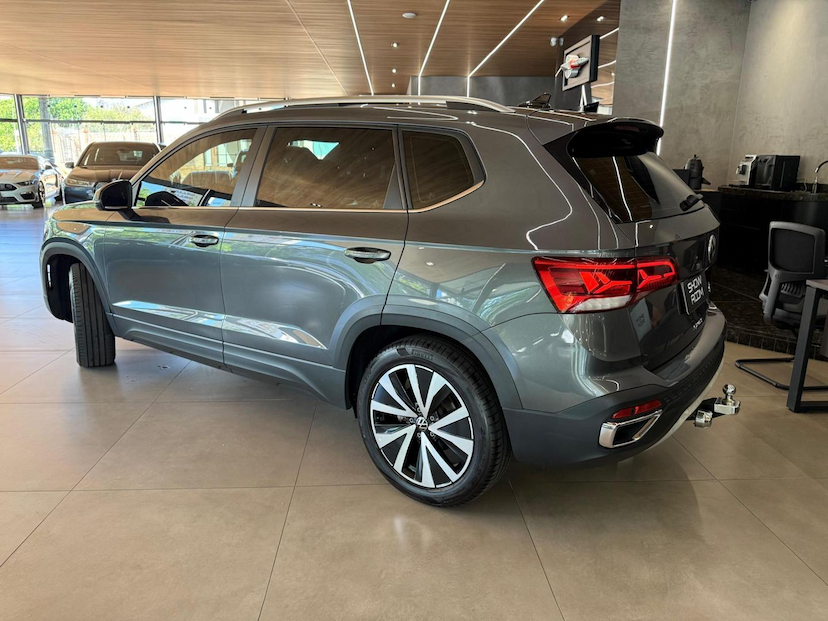 Foto do veículo VOLKSWAGEN TAOS  HL TSI 2022 58.968 KM 145.000,00
