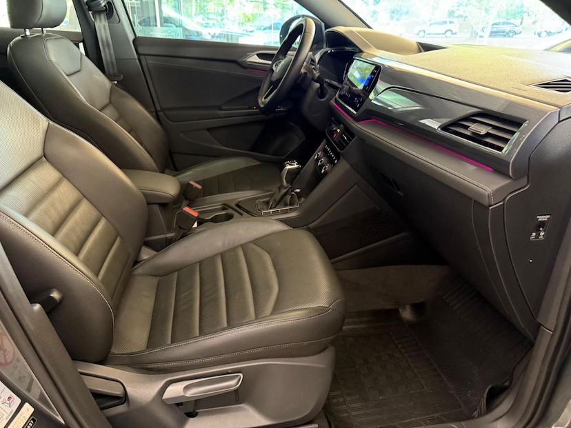 Foto do veículo VOLKSWAGEN TAOS  HL TSI 2022 58.968 KM 145.000,00